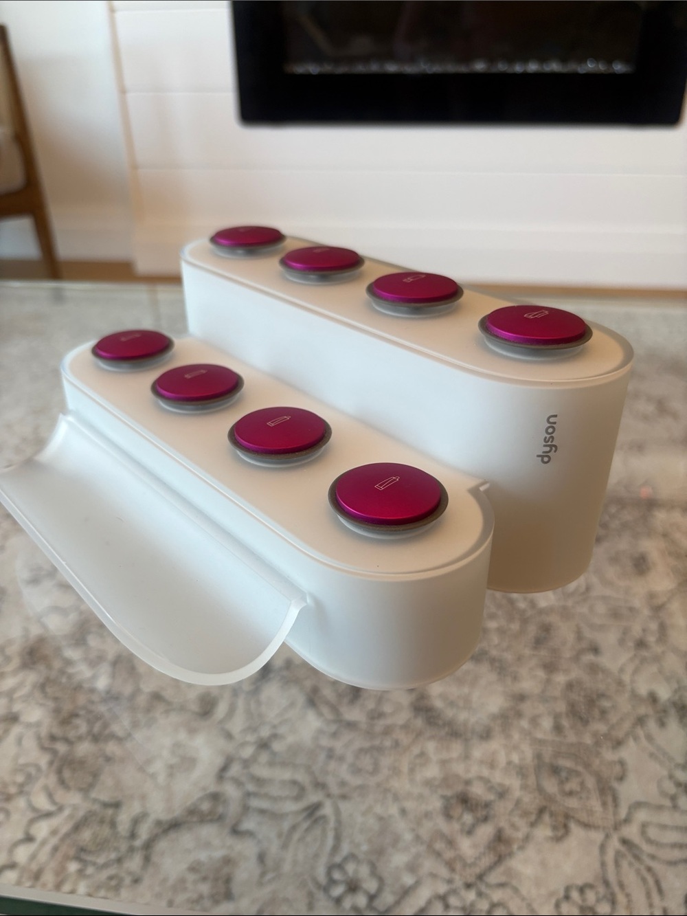 Dyson Airwrap Display Stand White & Fuchsia Magnetic Attachment Organizer